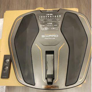 SIXPAD - SIXPAD シックスパッド 正規 充電器の通販 by momo｜シックス