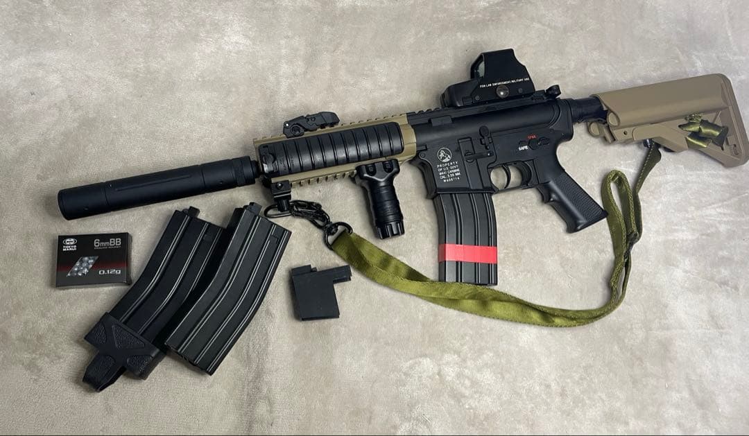 ほぼ未使用　動作確認済　東京マルイ　ライトプロシリーズ　ｍ４カスタム　１０禁 Amazon | 東京マルイ M4 CQB 10歳以上電動ガン ライト・プロ | サブ